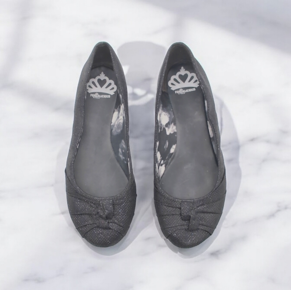 Fergalicious Elegant Black sz 8 Women's Ballet Flats